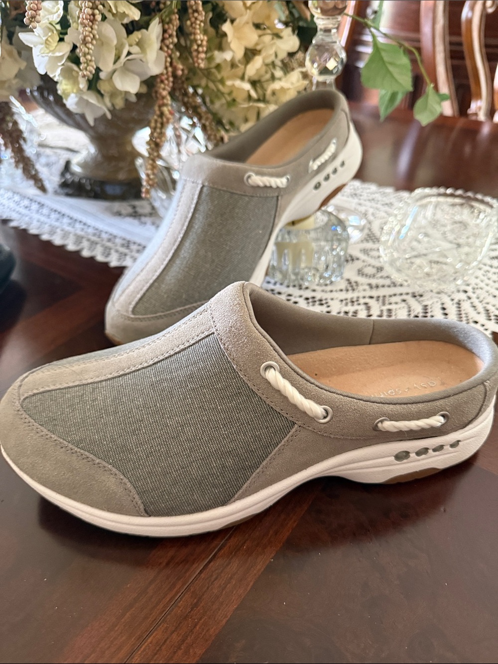 Easy Spirit Women’s Travelport Slip-on Gray Size 9 1/2